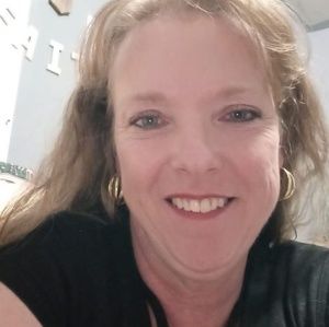 Meet your Posher, Georgia